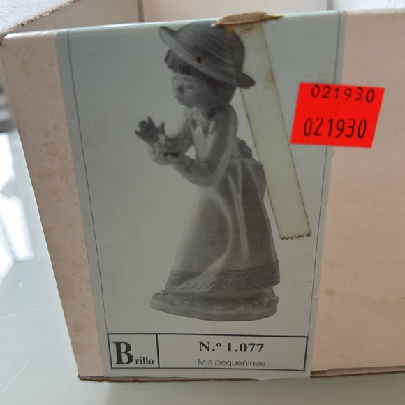 Lao - by Lladro- figurine - Picture 7 of 7